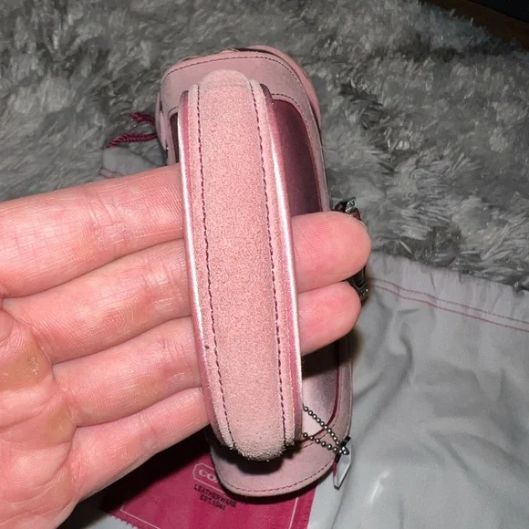 Coach Madison - 8975 Pink Satin & Suede Mini Top Handle - Limited Edition - Picture 7 of 8